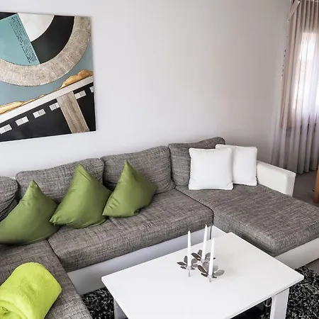 Apartamento D 045 By Interhome Disentis